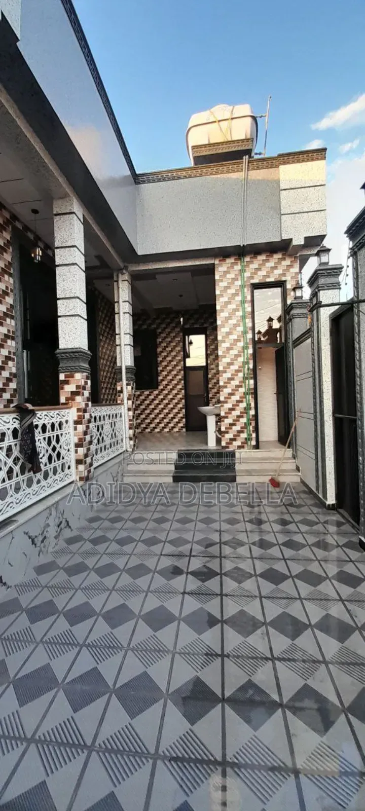 Furnished 5bdrm House in Gelan, Sidamowash, Addis Ketema for sale