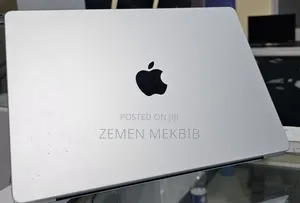 New Apple MacBook Pro 2023 M3 14-Inch 8GB Intel Core I7 SSD 512GB