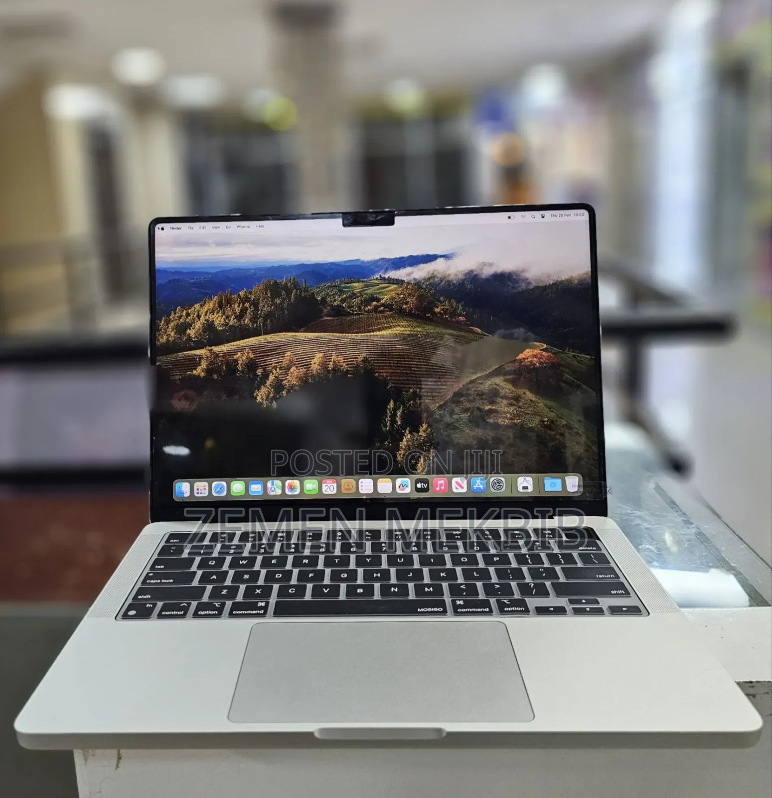 New Apple MacBook Pro 2023 M3 14-Inch 8GB Intel Core I7 SSD 512GB