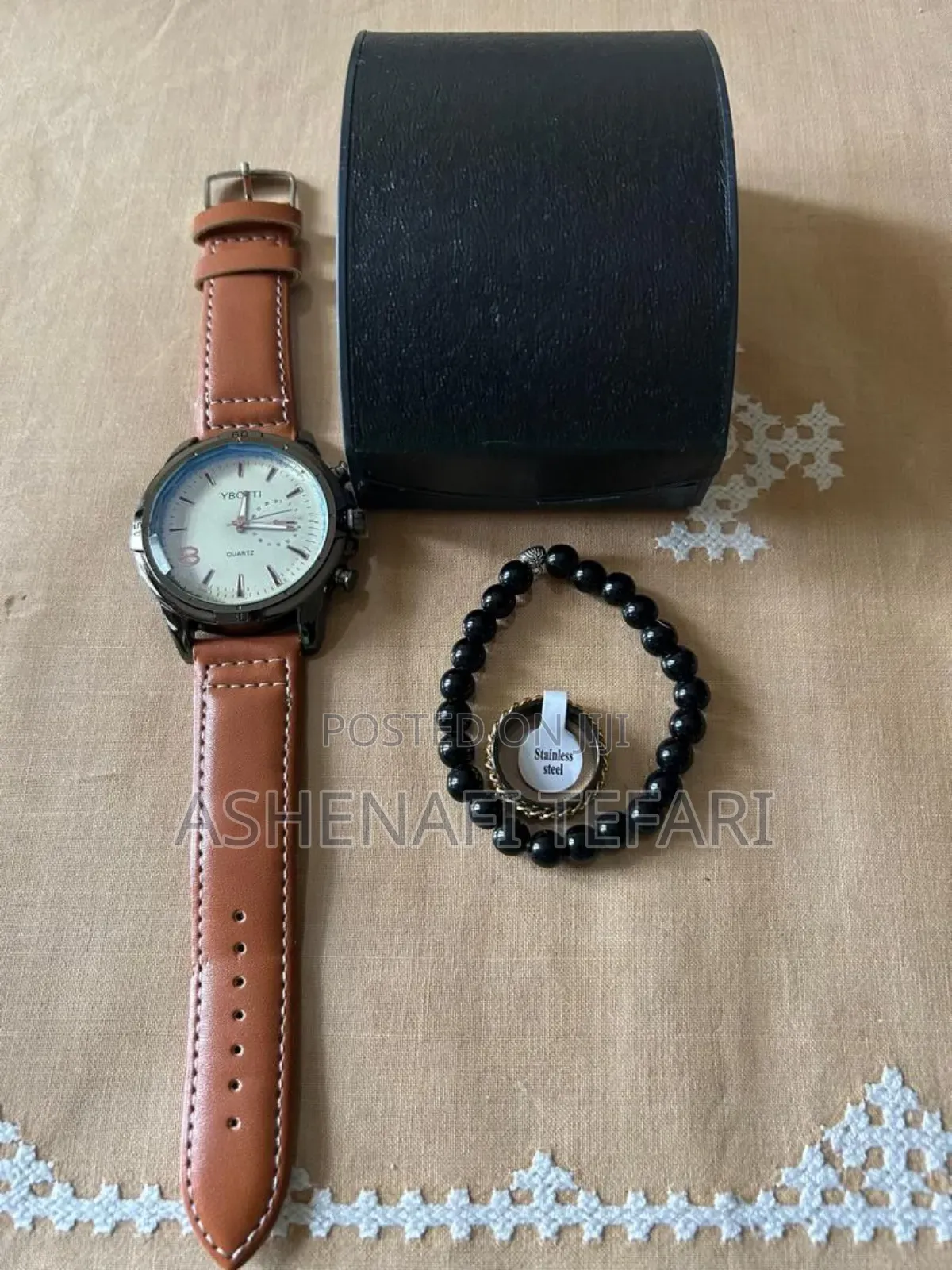 Quartz Leather Men's Watch