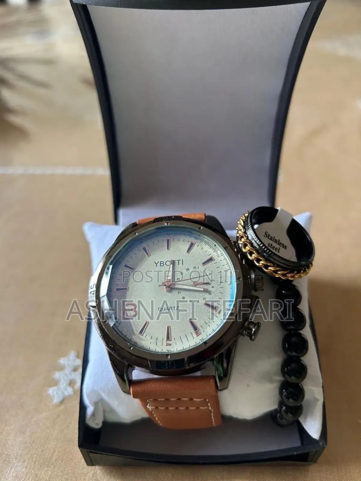 Quartz Leather Men's Watch