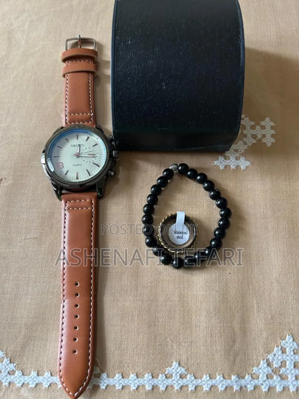 Quartz Leather Men's Watch