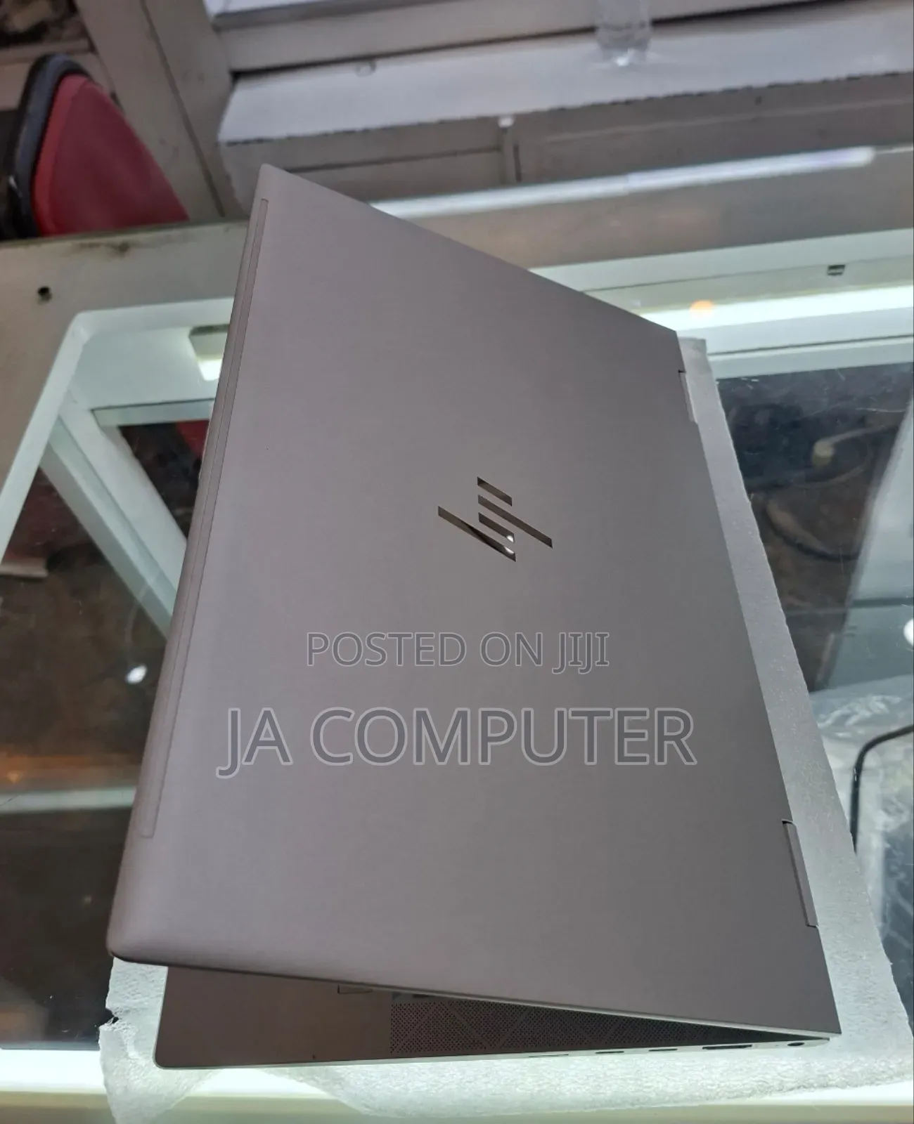 New Laptop HP EliteBook 830 G8 16GB Intel Core I7 SSD 512GB