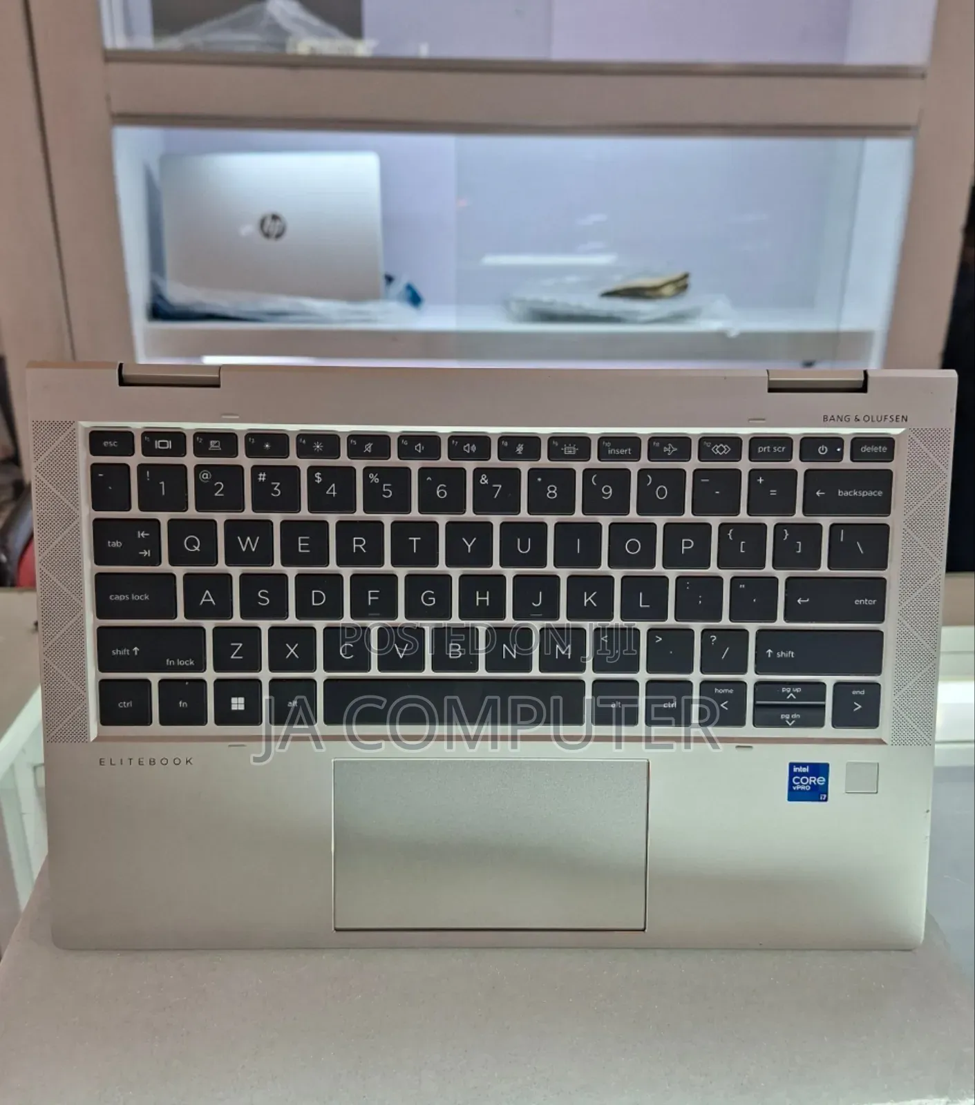 New Laptop HP EliteBook 830 G8 16GB Intel Core I7 SSD 512GB