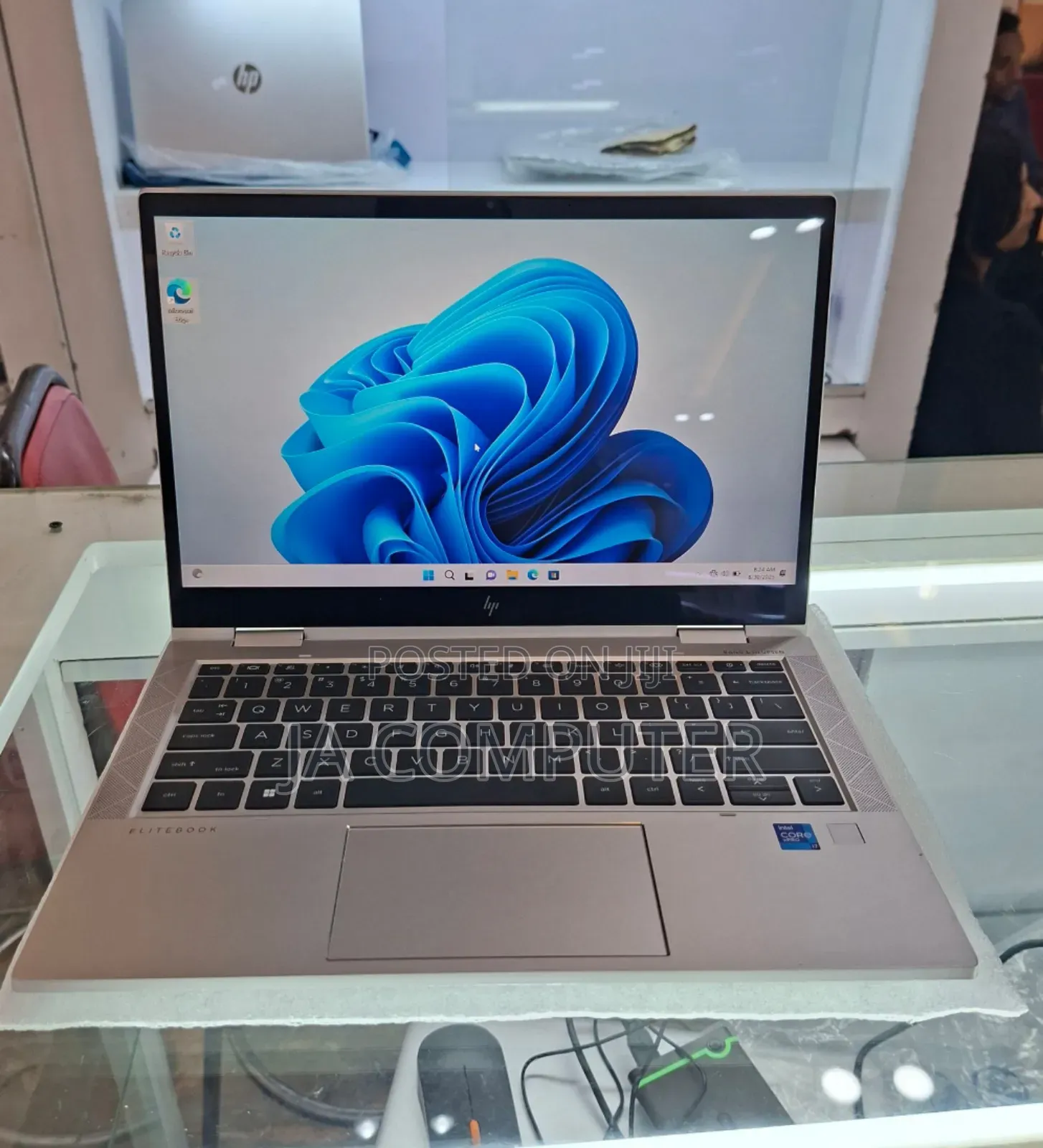 New Laptop HP EliteBook 830 G8 16GB Intel Core I7 SSD 512GB