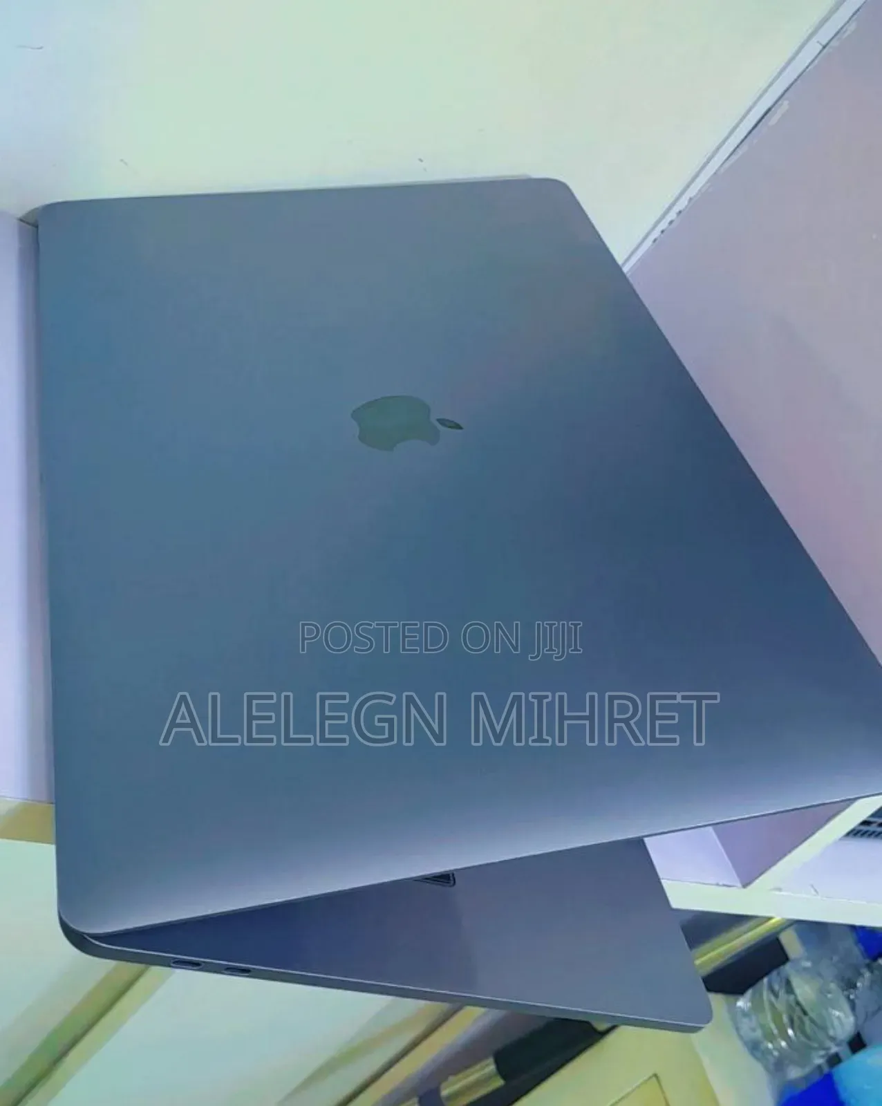 New Laptop Apple MacBook Pro 2017 16GB Intel Core I7 SSD 512GB