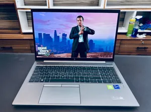 Photo - New Laptop HP ZBook Firefly G8 16GB Intel Core I7 SSD 1T