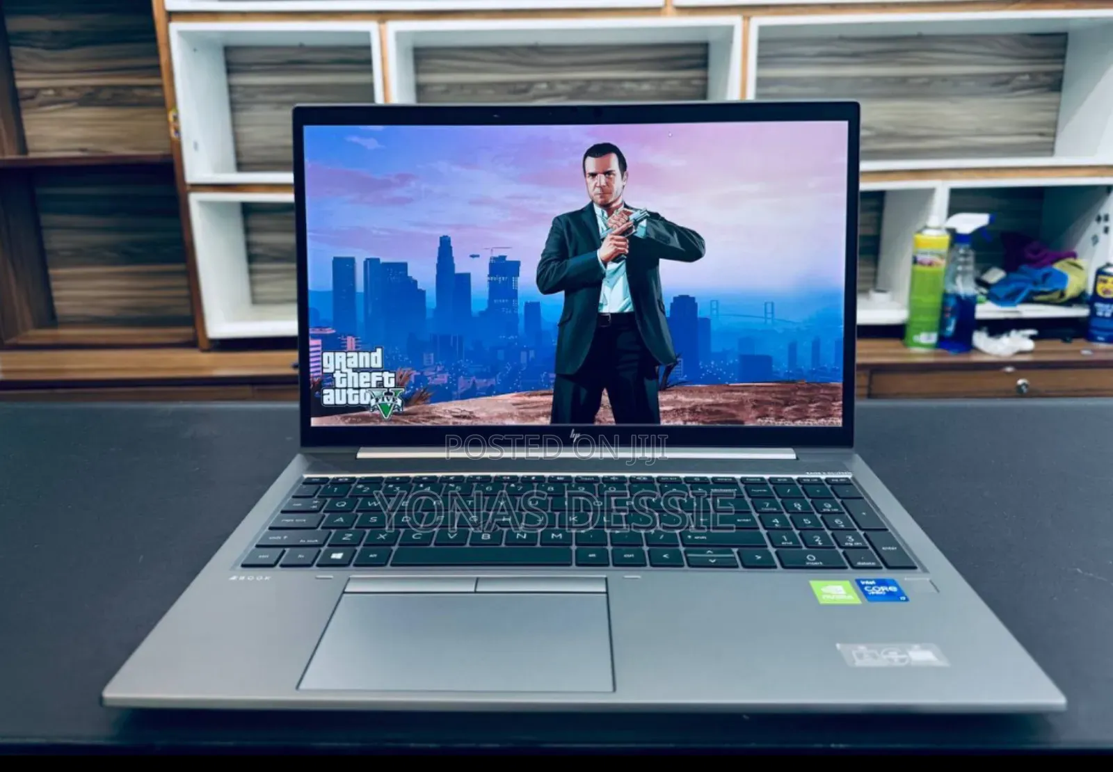 New Laptop HP ZBook Firefly G8 16GB Intel Core I7 SSD 1T