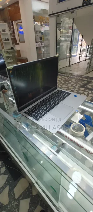 Photo - New Laptop Dell Inspiron 15 16GB Intel Core I7 SSD 512GB