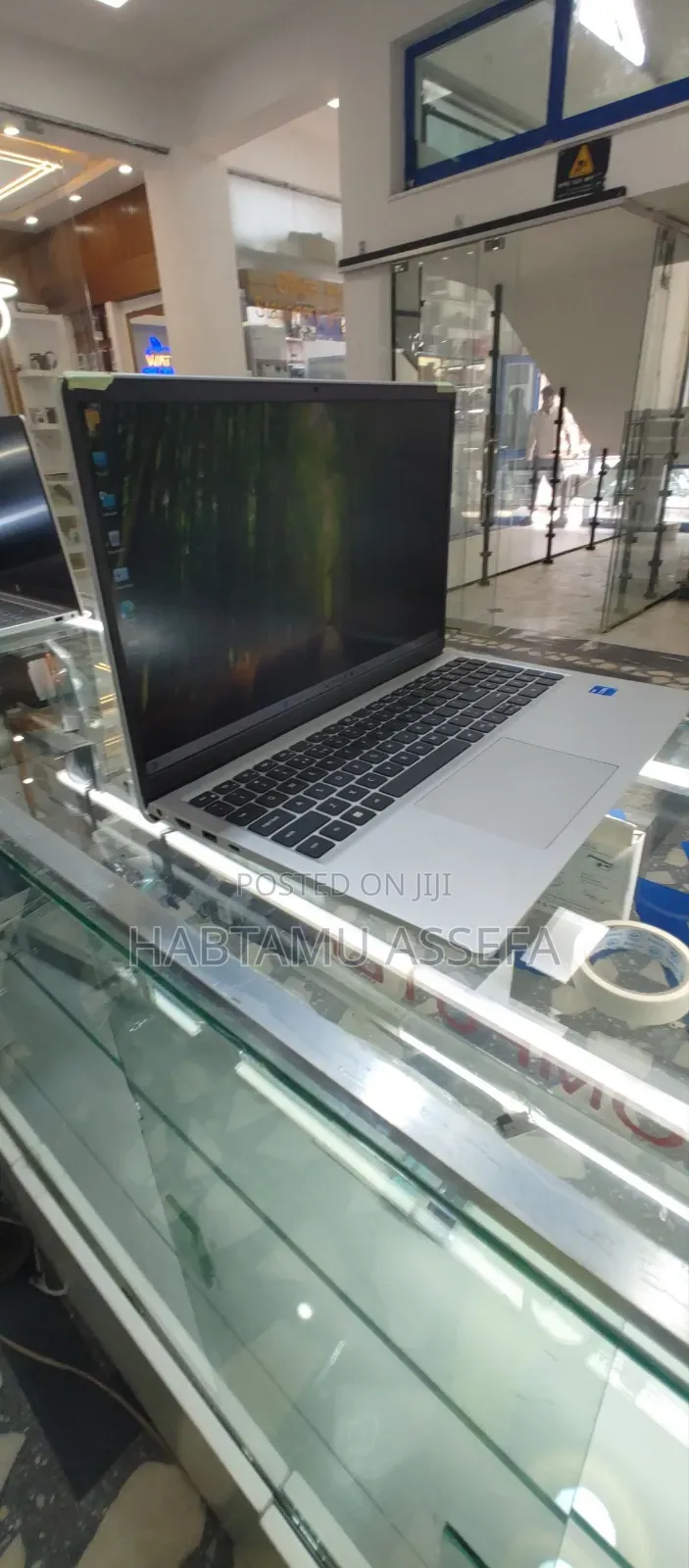 New Laptop Dell Inspiron 15 16GB Intel Core I7 SSD 512GB