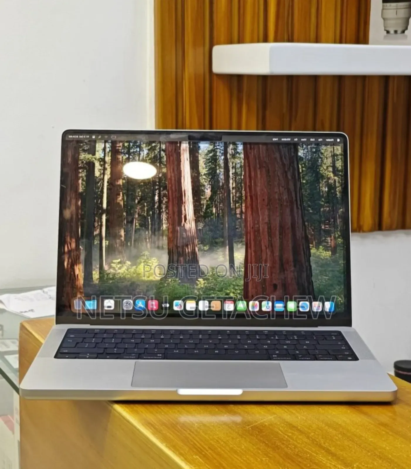 New Laptop Apple MacBook Pro M1 16GB SSD 1T