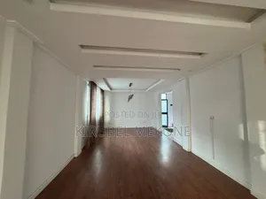 5bdrm Villa in Bole for rent