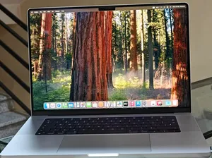 New Laptop Apple MacBook Pro M1 16GB Apple M1 Pro SSD 1T