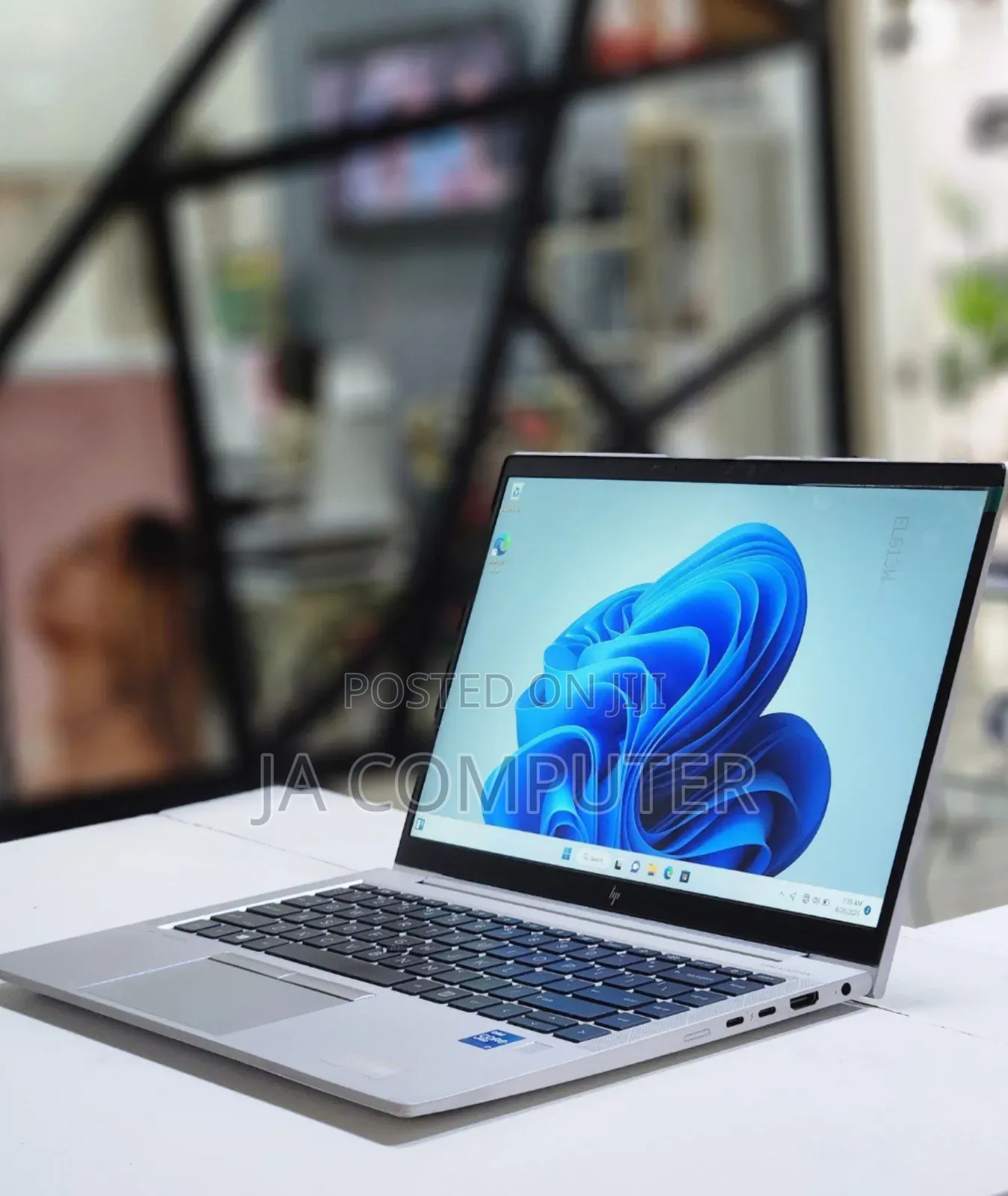 New Laptop HP EliteBook 840 G8 16GB Intel Core I7 SSD 512GB