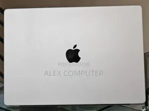 New Laptop Apple MacBook Pro M1 16GB Apple M1 Pro SSD 1T