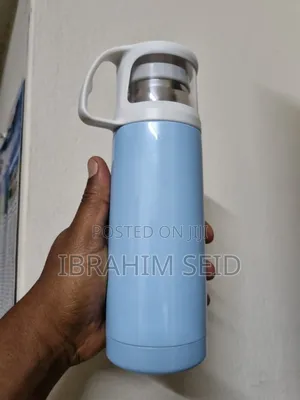 Photo - Vacuum Insulated Water Bottle Stainless Steel Cup With Lid 350 Ml