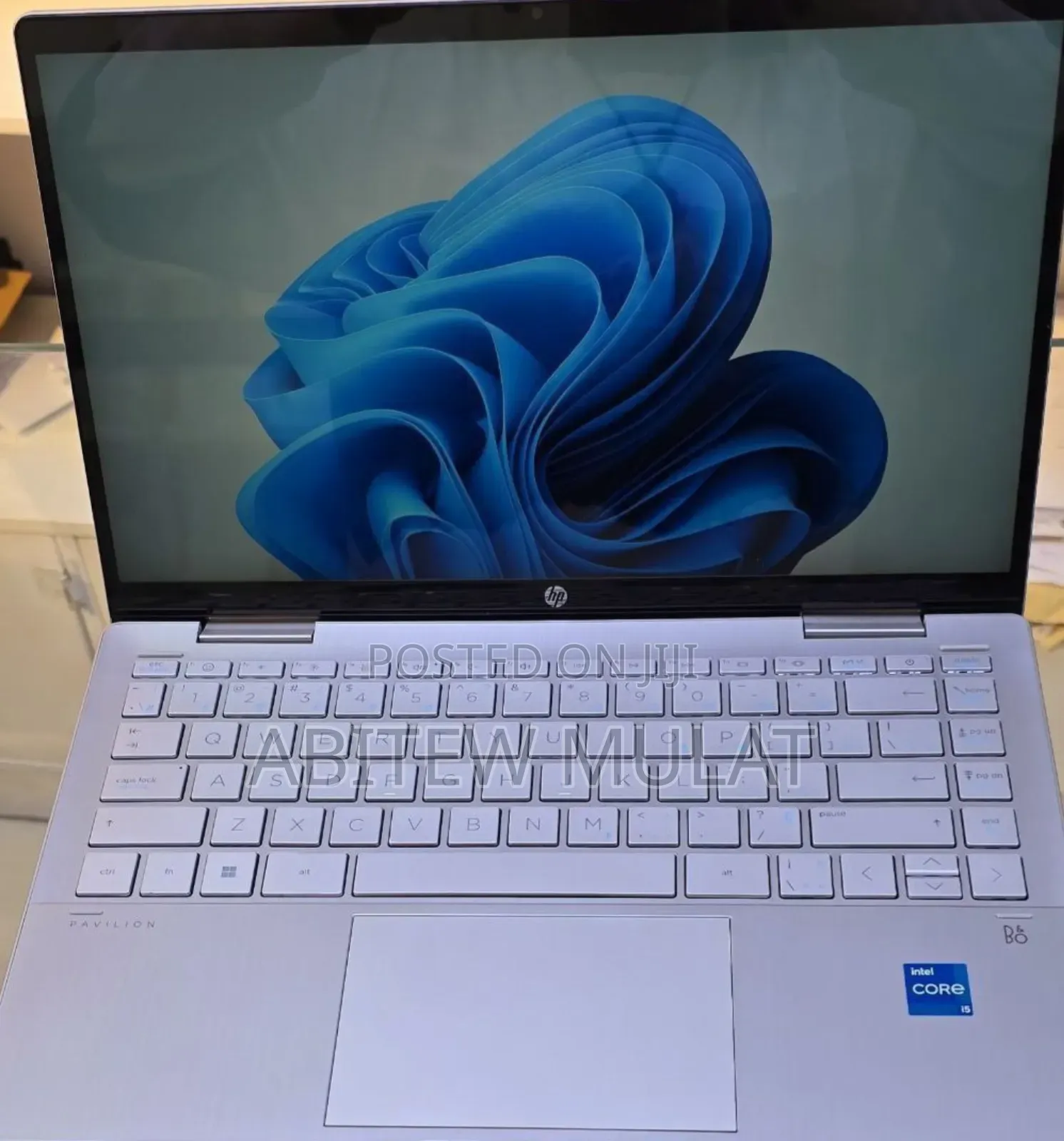 New Laptop HP Pavilion X360 8GB Intel Core I5 SSD 512GB