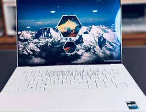 New Laptop Dell XPS 13 16GB Intel Core I7 SSD 512GB