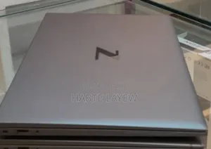 New Laptop HP ZBook Firefly 16 G10 32GB Intel Core I7 SSD 512GB