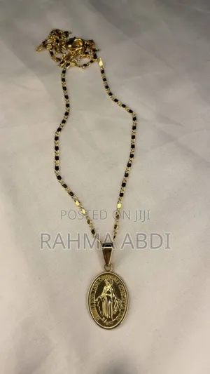 Necklace Shiny Goldy Beautiful Chains We Are Tarim's Shop Dm Ur Choice