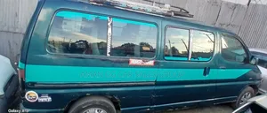 Toyota HiAce 2004 Blue