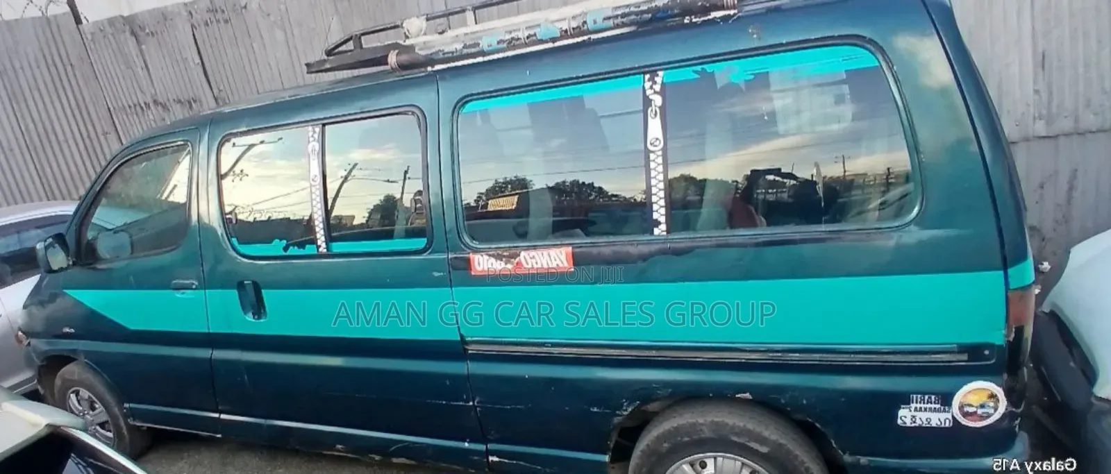 Toyota HiAce 2004 Blue