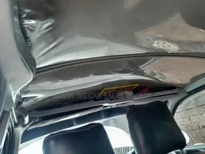 Toyota HiAce 2000 Silver