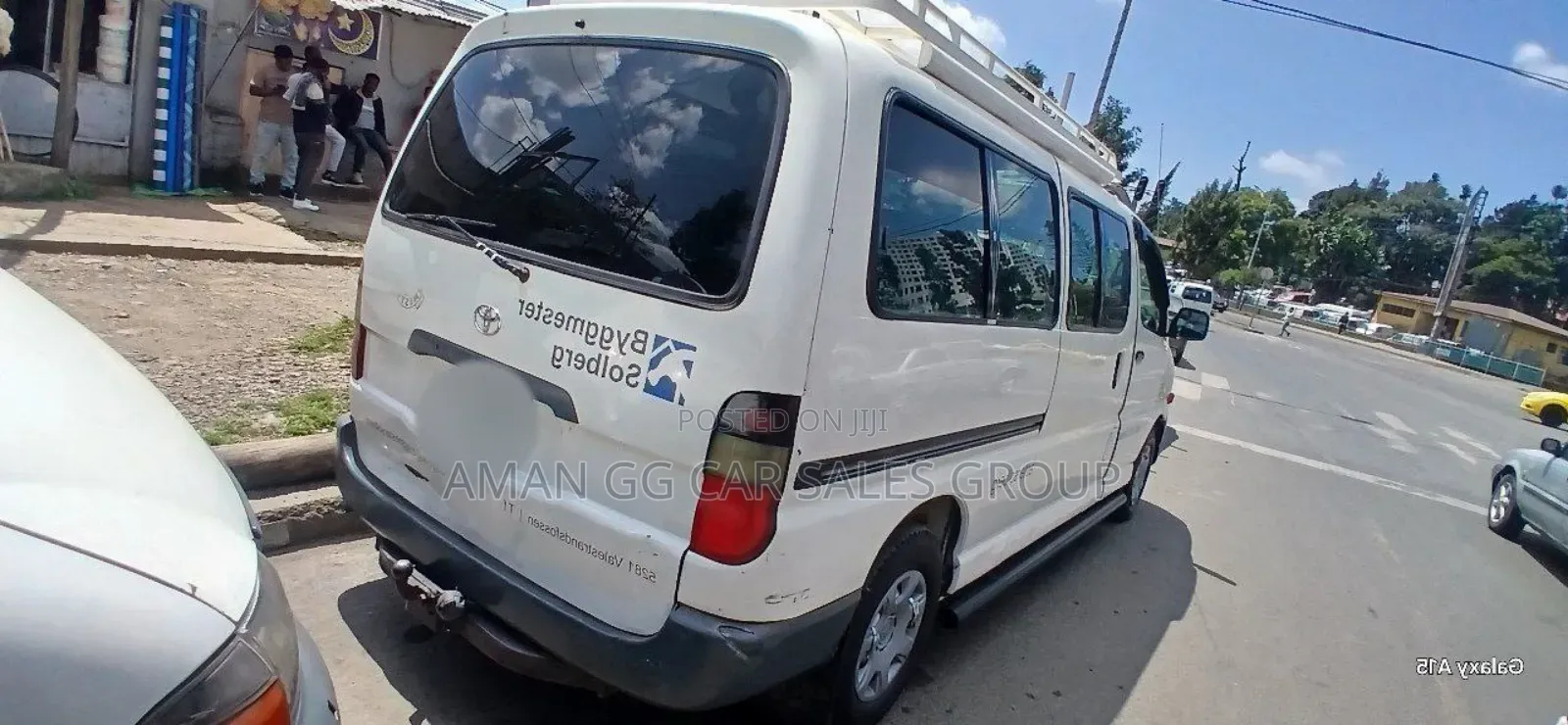 Toyota HiAce 2001 White