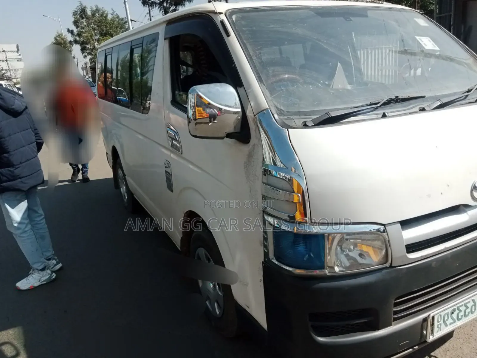 Toyota HiAce 2007 White
