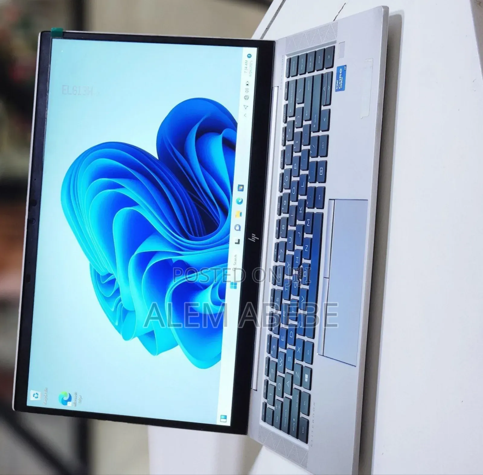 New Laptop HP EliteBook 840 G8 16GB Intel Core I7 SSD 512GB