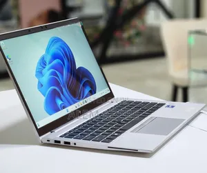 New Laptop HP EliteBook 840 G8 16GB Intel Core I7 SSD 512GB