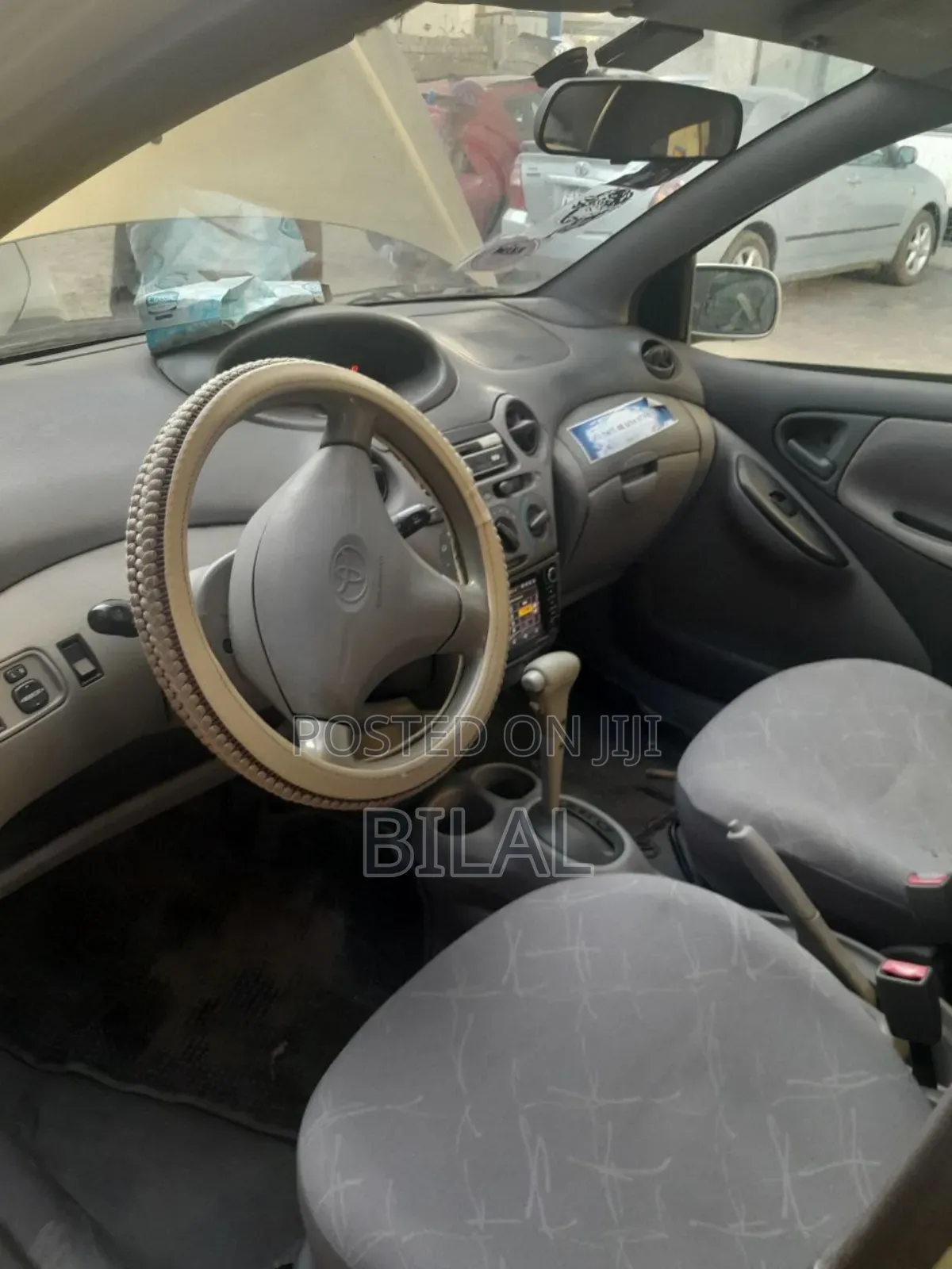 Toyota Platz 2001 Beige