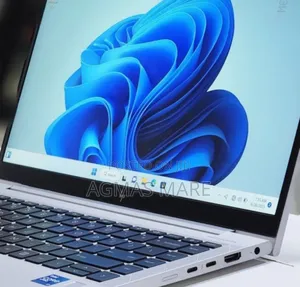 Photo - New Laptop HP EliteBook 840 G8 16GB Intel Core I7 SSD 512GB
