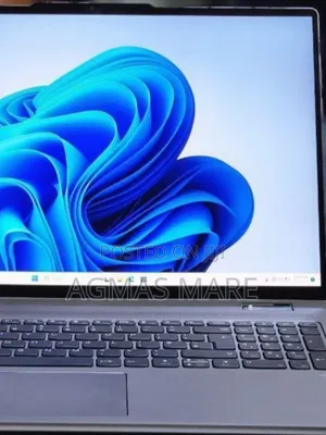 Photo - New Laptop Lenovo Yoga 7i 16GB Intel Core I7 SSD 512GB