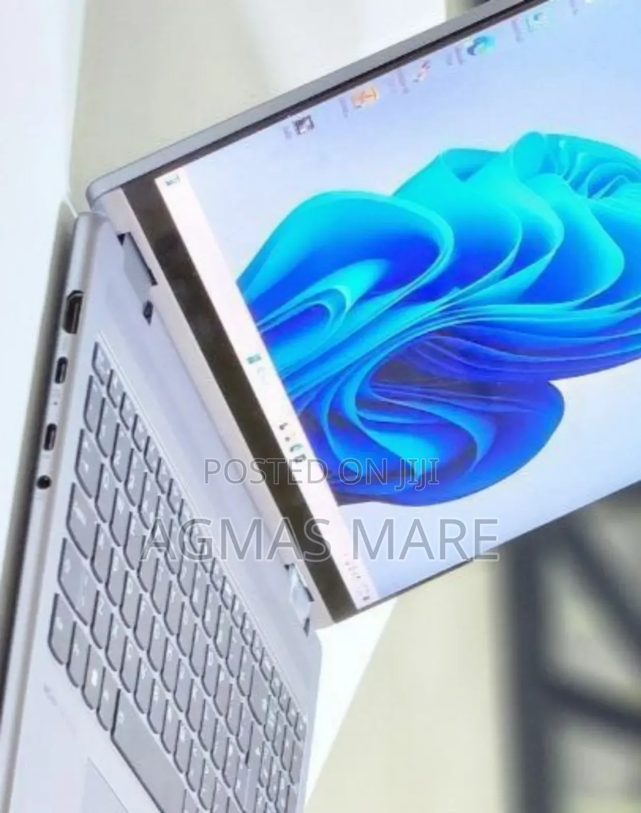 New Laptop Lenovo Yoga 7i 16GB Intel Core I7 SSD 512GB