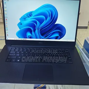 Photo - New Laptop Dell 16GB Intel Core I7 SSD 1T