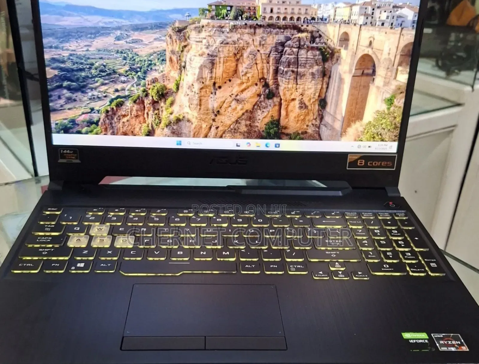 New Laptop Asus 32GB AMD Ryzen 7 SSD 512GB