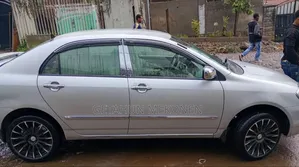 Photo - Toyota Corolla 2004 Silver