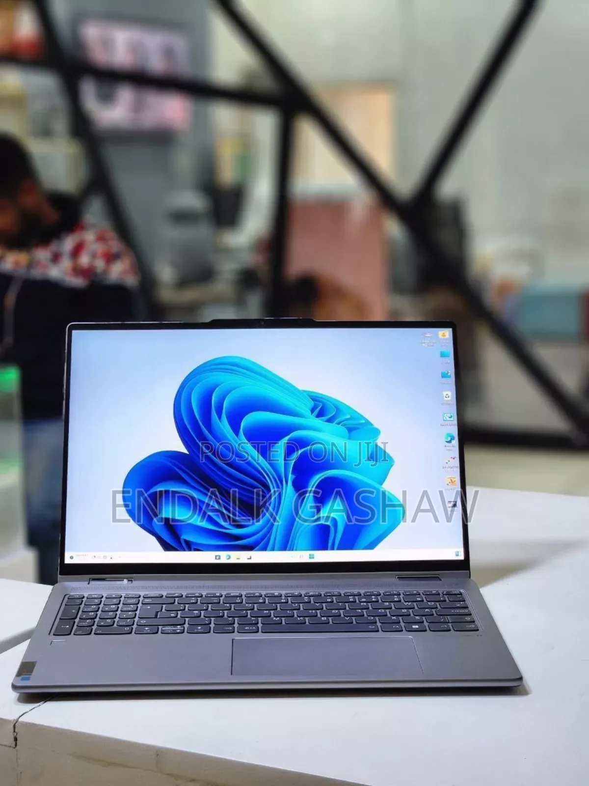 New Laptop Lenovo Yoga 7i 16GB Intel Core I7 SSD 512GB