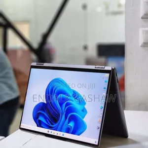 New Laptop Lenovo Yoga 7i 16GB Intel Core I7 SSD 512GB