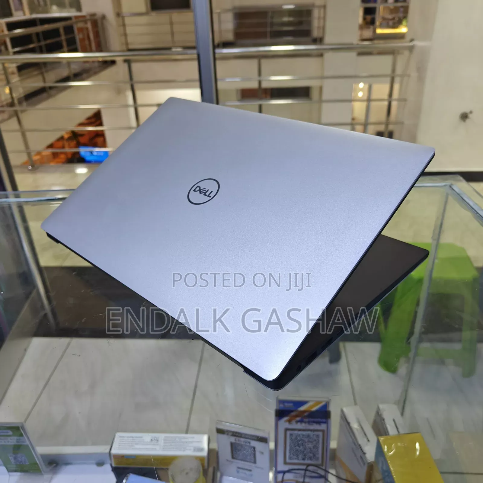 New Laptop Dell XPS 15 32GB Intel Core I7 SSD 1T