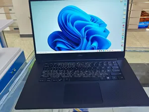 New Laptop Dell XPS 15 32GB Intel Core I7 SSD 1T