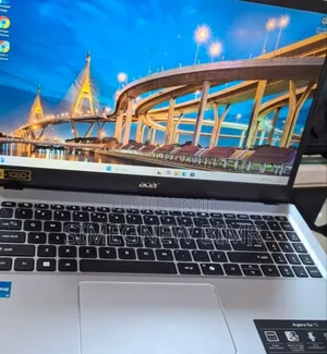 New Laptop HP 14-dq1025cl 8GB Intel Core i3 SSD 128GB