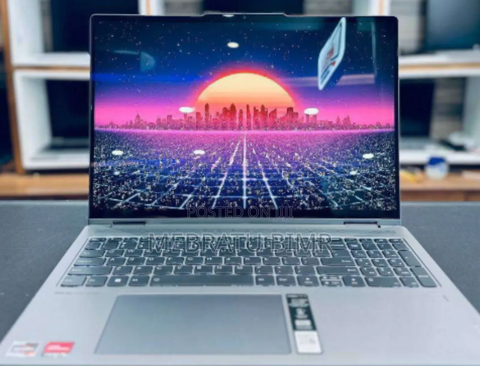 New Laptop Lenovo Yoga 7i 8GB AMD Ryzen 5 SSD 512GB