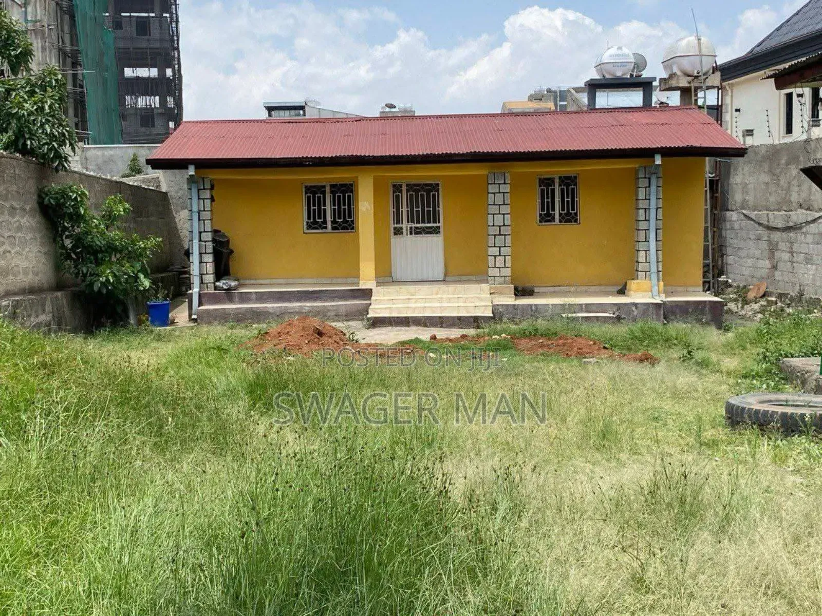 20bdrm House in Wasen, Yeka for sale