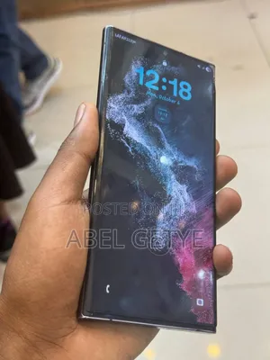 Photo - Samsung Galaxy S22 Ultra 256 GB Black