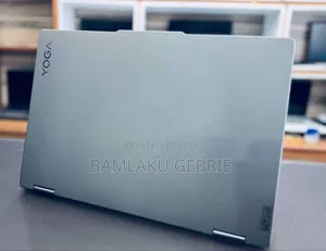 Photo - New Laptop Lenovo Yoga 7i 8GB AMD Ryzen 5 SSD 512GB