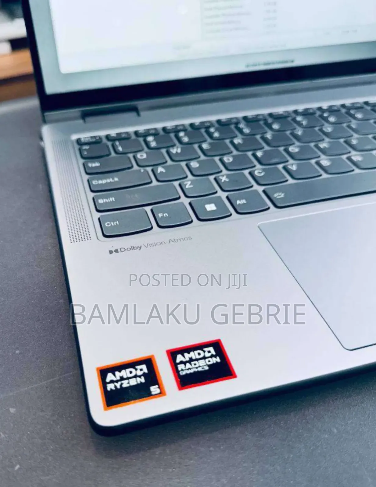 New Laptop Lenovo Yoga 7i 8GB AMD Ryzen 5 SSD 512GB