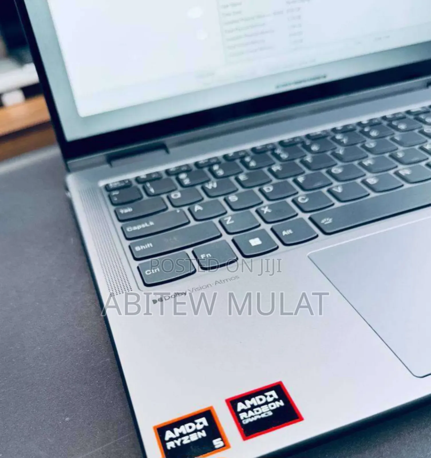 New Laptop Lenovo Yoga 7i 8GB AMD Ryzen 5 SSD 512GB