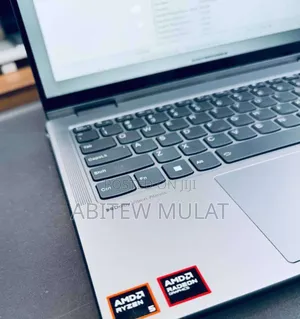 New Laptop Lenovo Yoga 7i 8GB AMD Ryzen 5 SSD 512GB